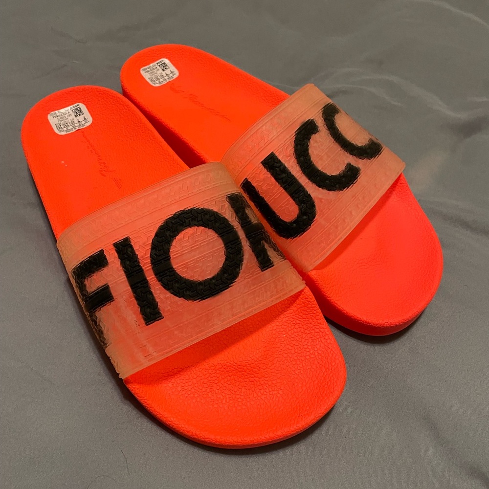 🧡Fiorucci x Adidas slides🧡